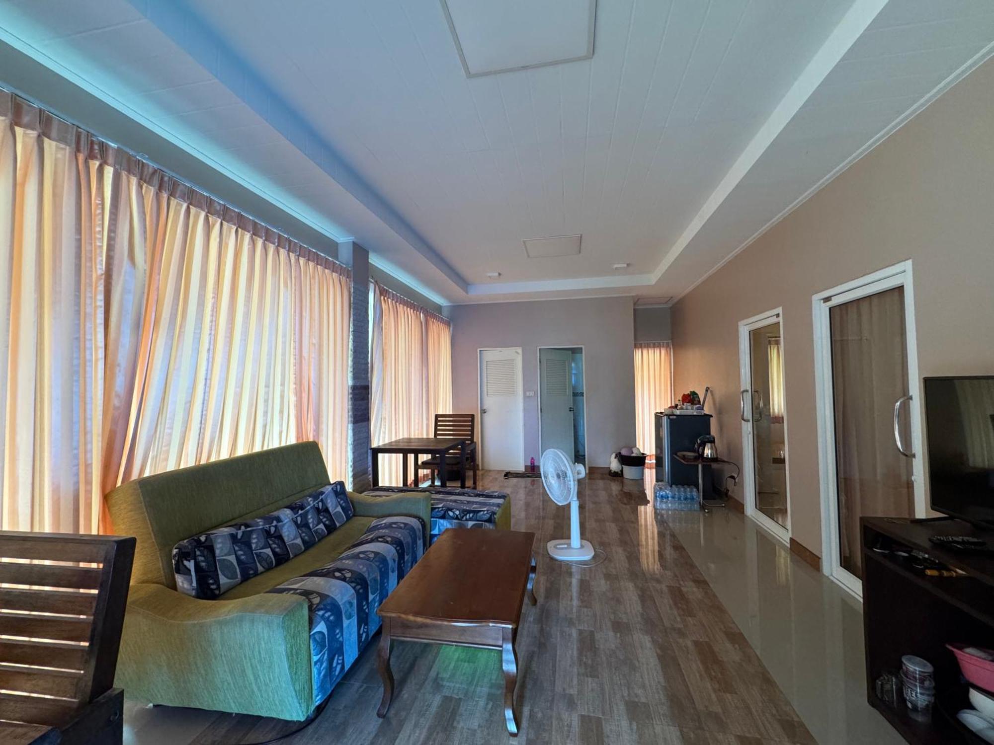 Ao Thong Beach Resort Bang Sak Exterior foto